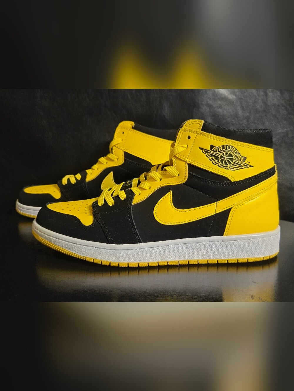 Nike Air Jordan 1 Mid Men’s Sneakers
